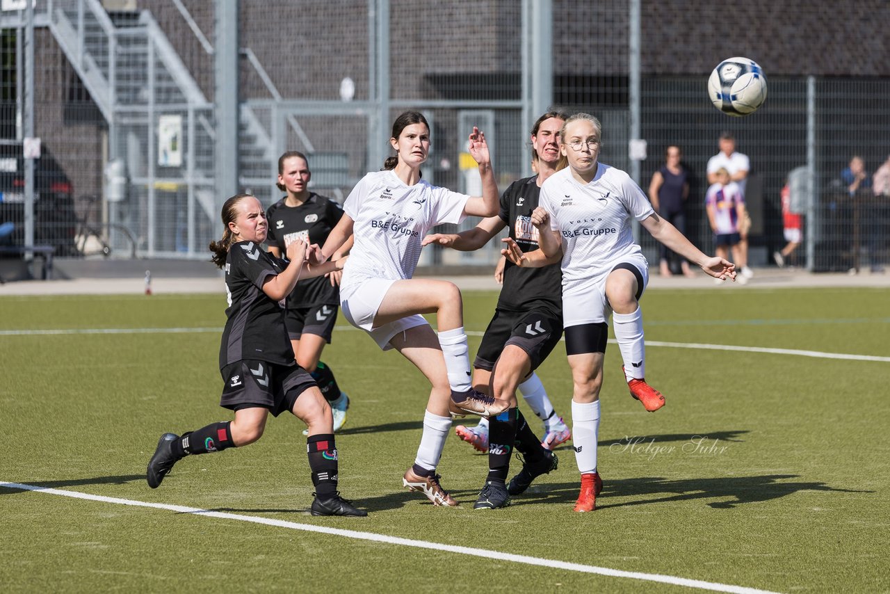 Bild 180 - wBJ Alstertal-Langenhorn - SV Henstedt-Ulzburg : Ergebnis: 4:1